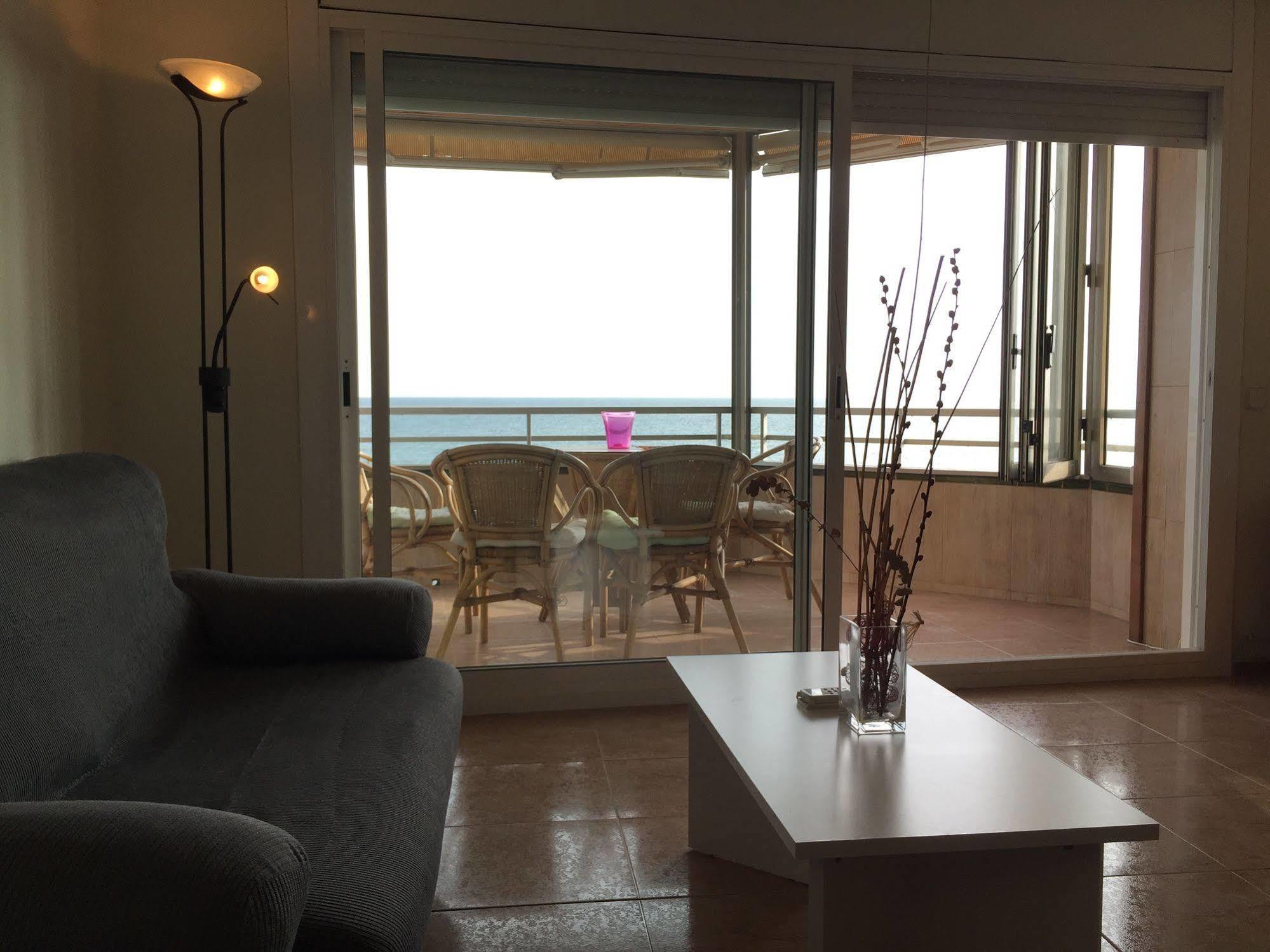 Apartamento Rosendo Calafell Dış mekan fotoğraf